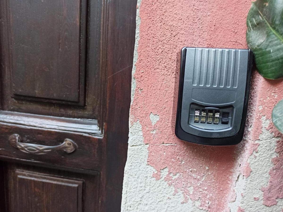 La Casetta Nel Centro Κάλιαρι Εξωτερικό φωτογραφία